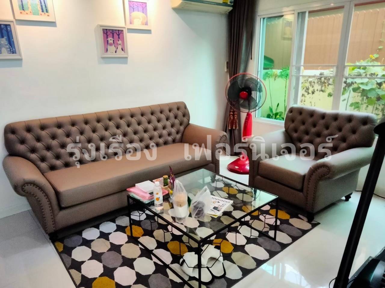 27 - https://rungruengfurniture.com | บริการซ่อมโซฟา ซ่อมเบาะหนังแท้-หนังเทียม เปลี่ยนผ้า ทุกแบบ สั่งทำตามแบบ ซ่อมเก้าอี้ บุผนังหัวเตียง บริการโดยทีมช่างเฟอร์นิเจอร์มืออาชีพ ที่ให้บริการมายาวนานหลายปี การันตีด้วยผลงานการซ่อมโซฟามากมาย